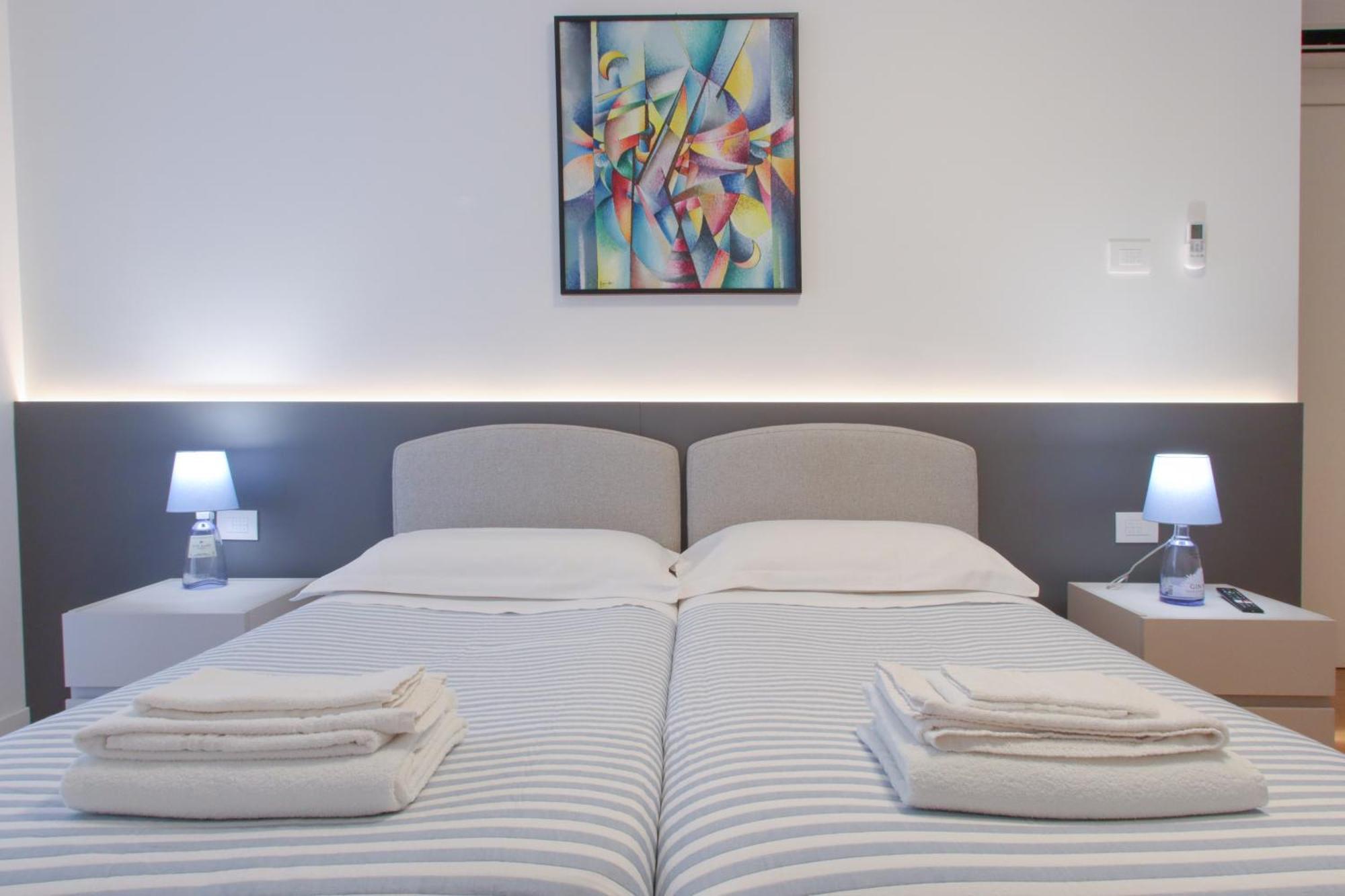 Casa Ardo Wifi & Free Parking In Lecco Center Apartman Kültér fotó