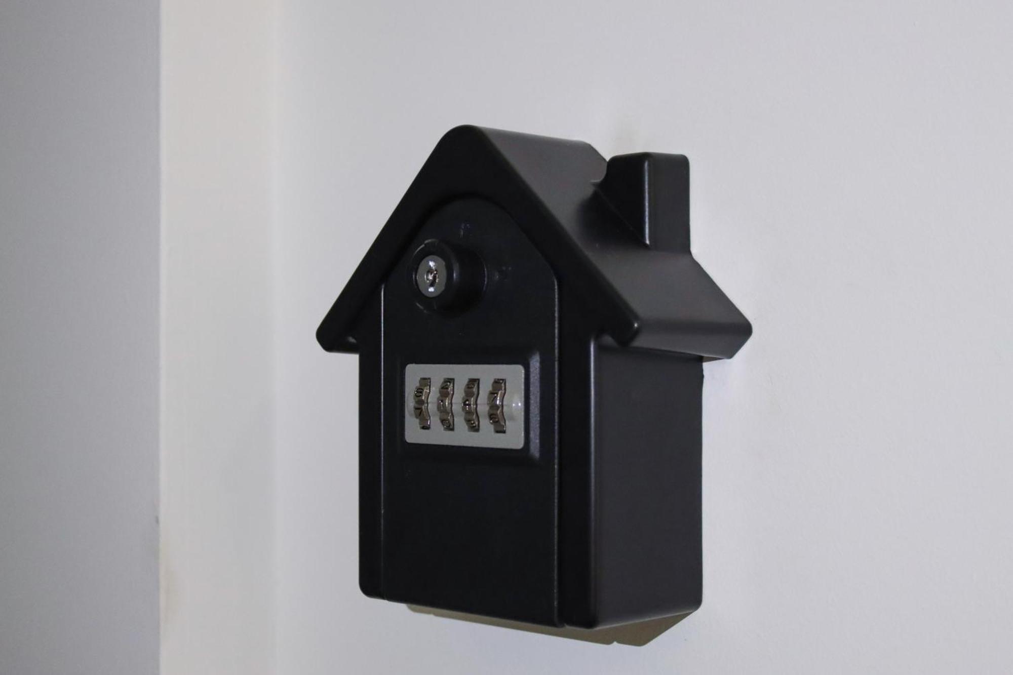 Casa Ardo Wifi & Free Parking In Lecco Center Apartman Kültér fotó