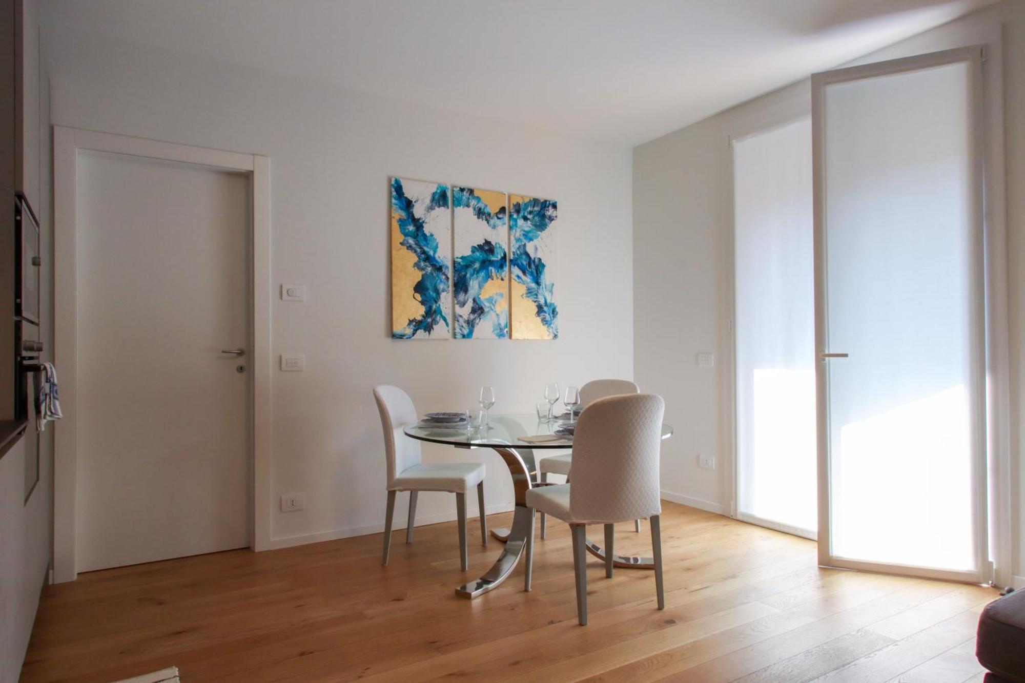 Casa Ardo Wifi & Free Parking In Lecco Center Apartman Kültér fotó
